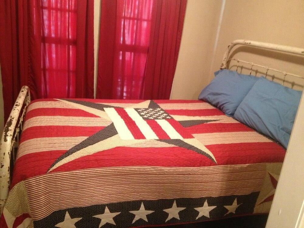 Lone Star Bed & Bath - thumb 5