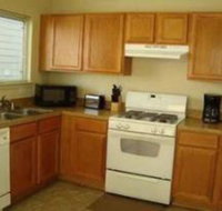 Novo Place Three Bedroom Single Family Home - Hotels Find