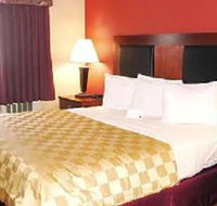 The Landing at LaGuardia - Hotels Find