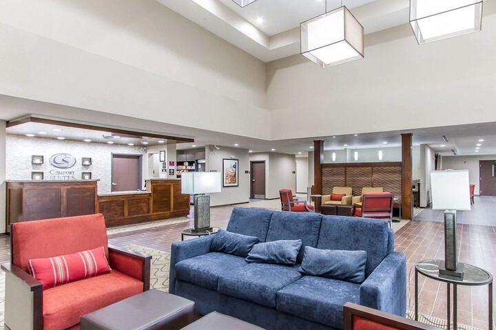 Comfort Suites West Omaha - thumb 6