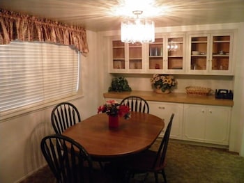 1149 Herbert Unit B - thumb 5