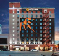 La Quinta Inn & Suites by Wyndham Dallas Downtown - Hotels Find