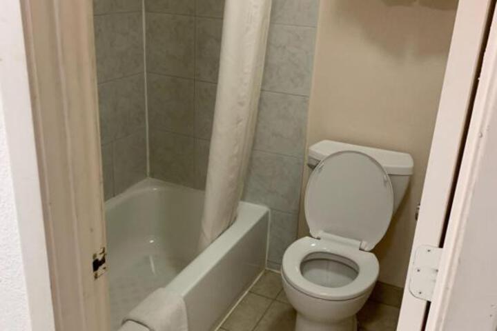 Regency Inn Jewett - thumb 6