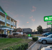 HomeTowne Studios by Red Roof Dallas - Irving - Hotels Find