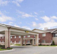 Super 8 by Wyndham Ava - Hotels Find