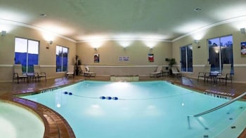 Holiday Inn Express Hotel & Suites Athens, An IHG Hotel - thumb 2