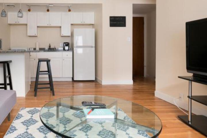 1 BR Apt Near Marquette University By Frontdesk - thumb 2