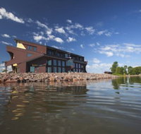 Blue Wave Inn - Hotels Find