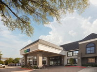 Holiday Inn Express  Suites Irving Dfw Airport North an IHG Hotel
