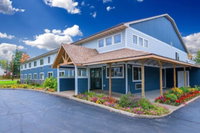 Northwoods Inn  Suites