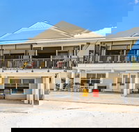 8170 Estero - Hotels Find