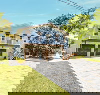 7 Pepita Manor - Hotels Find