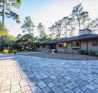 Lx47 Pebble Garden Retreat Home With Modern Kitchen - Hotels Find
