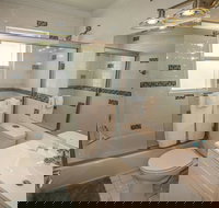 2518 Estero - Hotels Find