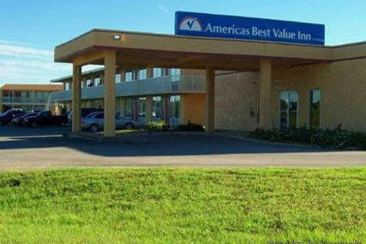 Budgetel Inn & Suites - thumb 4