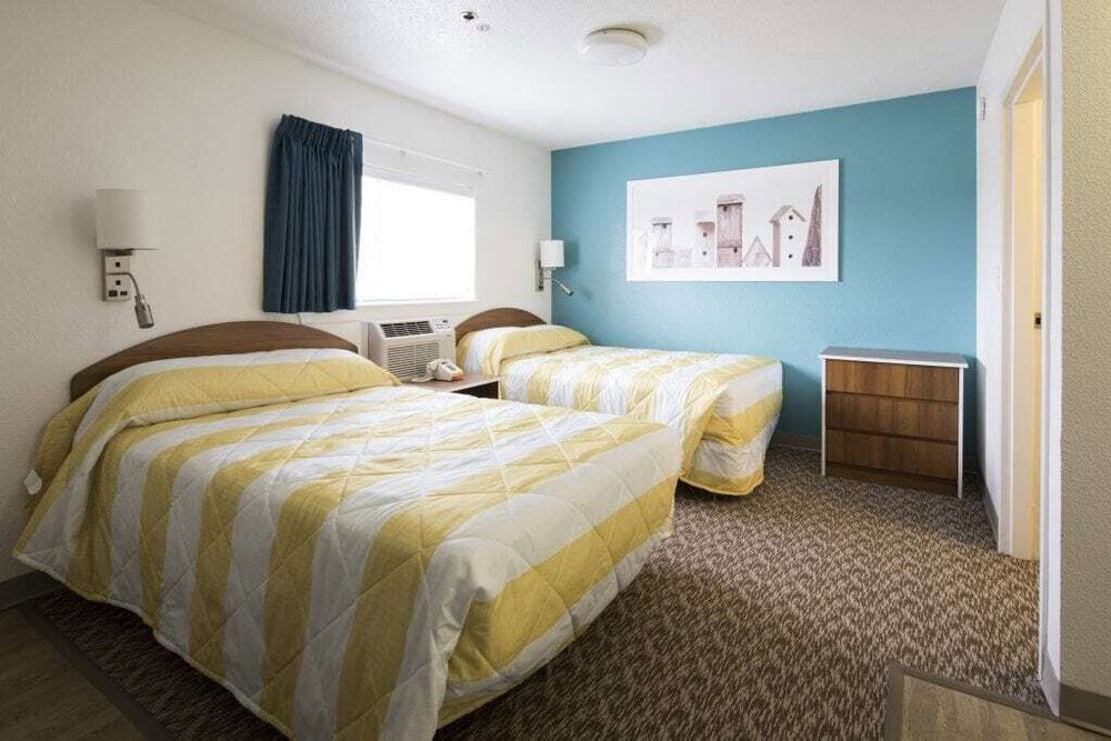InTown Suites Extended Stay Carrollton TX â€“ West Trinity Mills - thumb 4