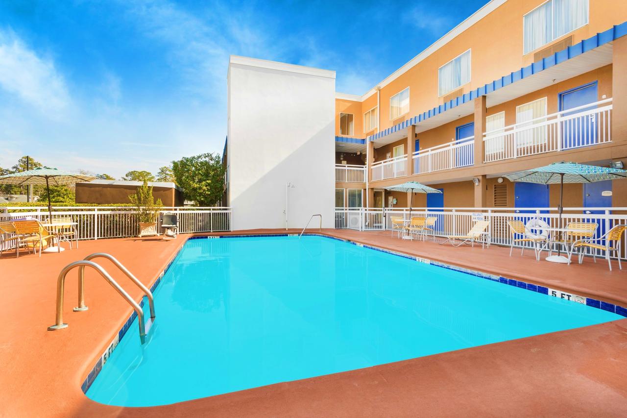 Baymont By Wyndham Savannah Midtown - thumb 3