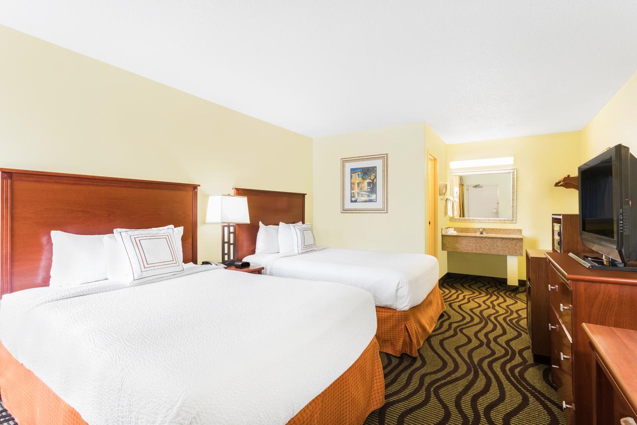 Baymont By Wyndham Savannah Midtown - thumb 8