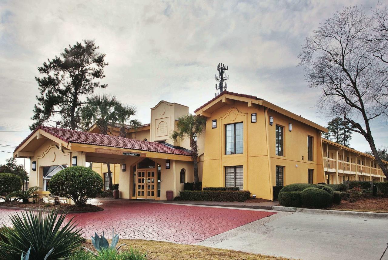 La Quinta Inn By Wyndham Savannah Midtown - thumb 0