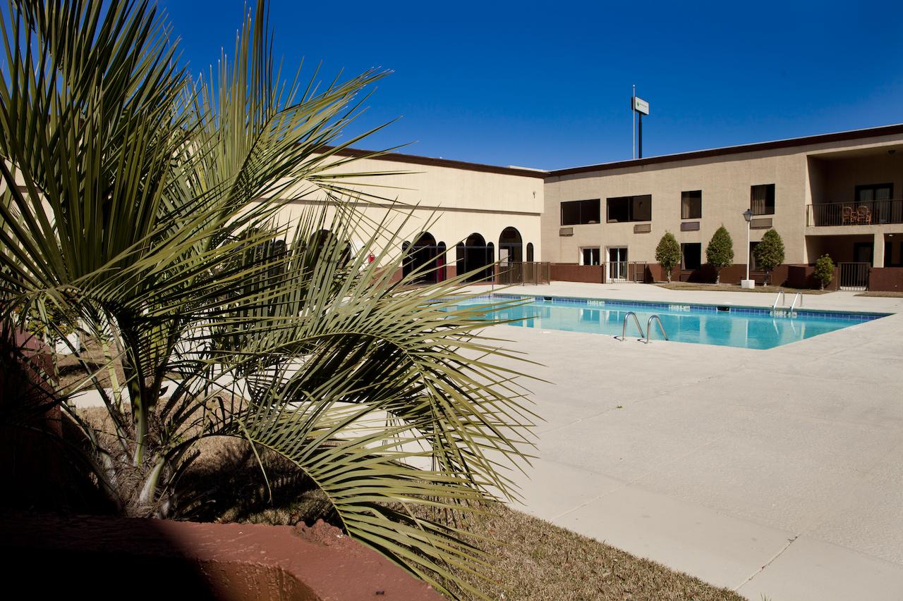 Cottonwood Suites Savannah Hotel & Conference Center - thumb 30