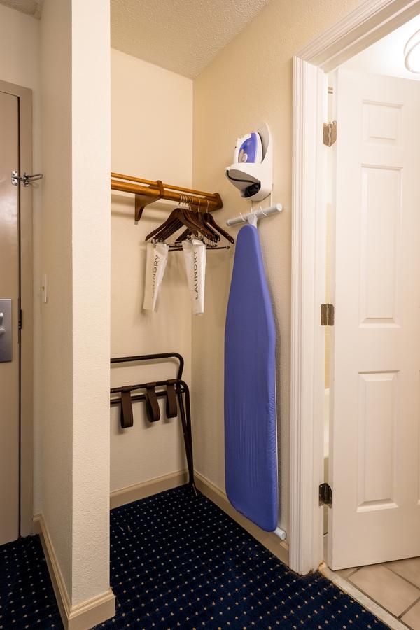 Cottonwood Suites Savannah Hotel & Conference Center - thumb 15