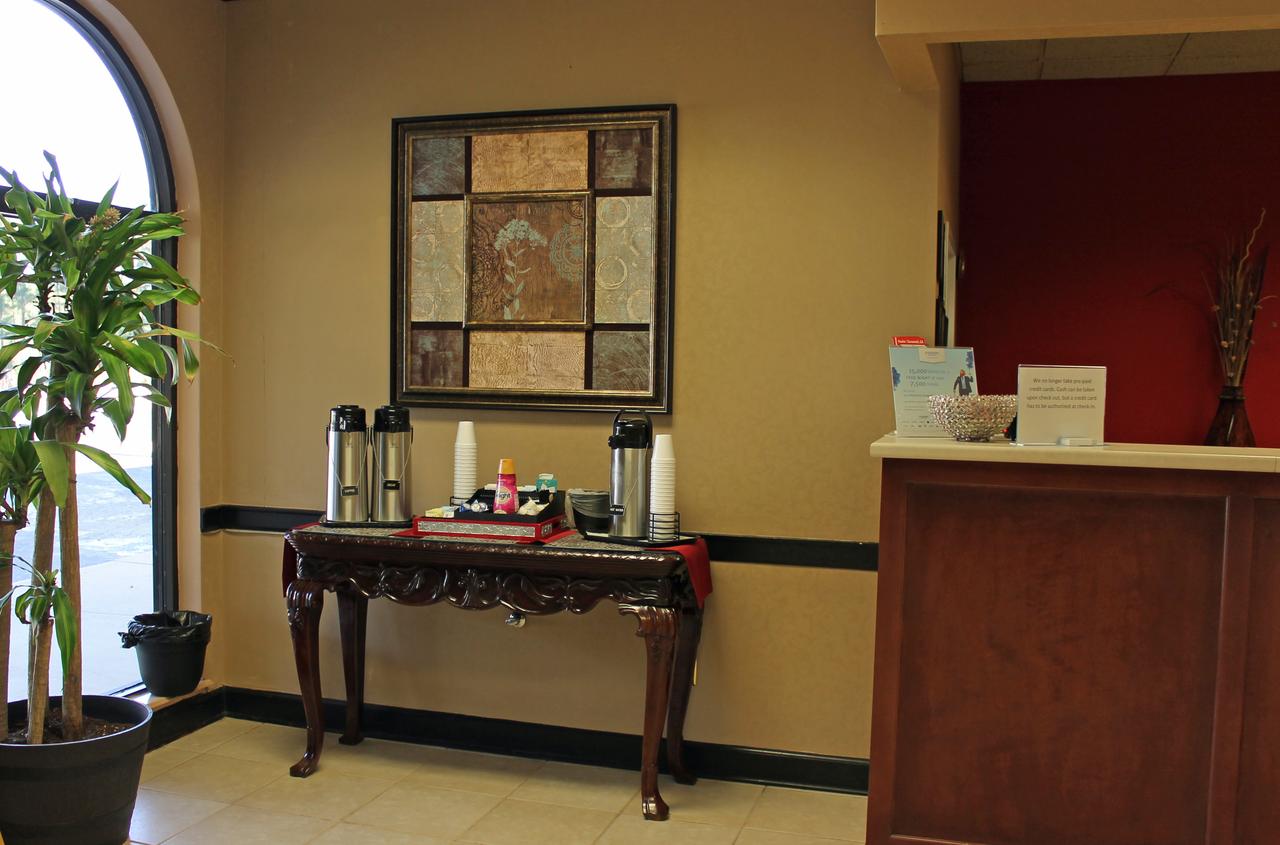 Cottonwood Suites Savannah Hotel & Conference Center - thumb 41