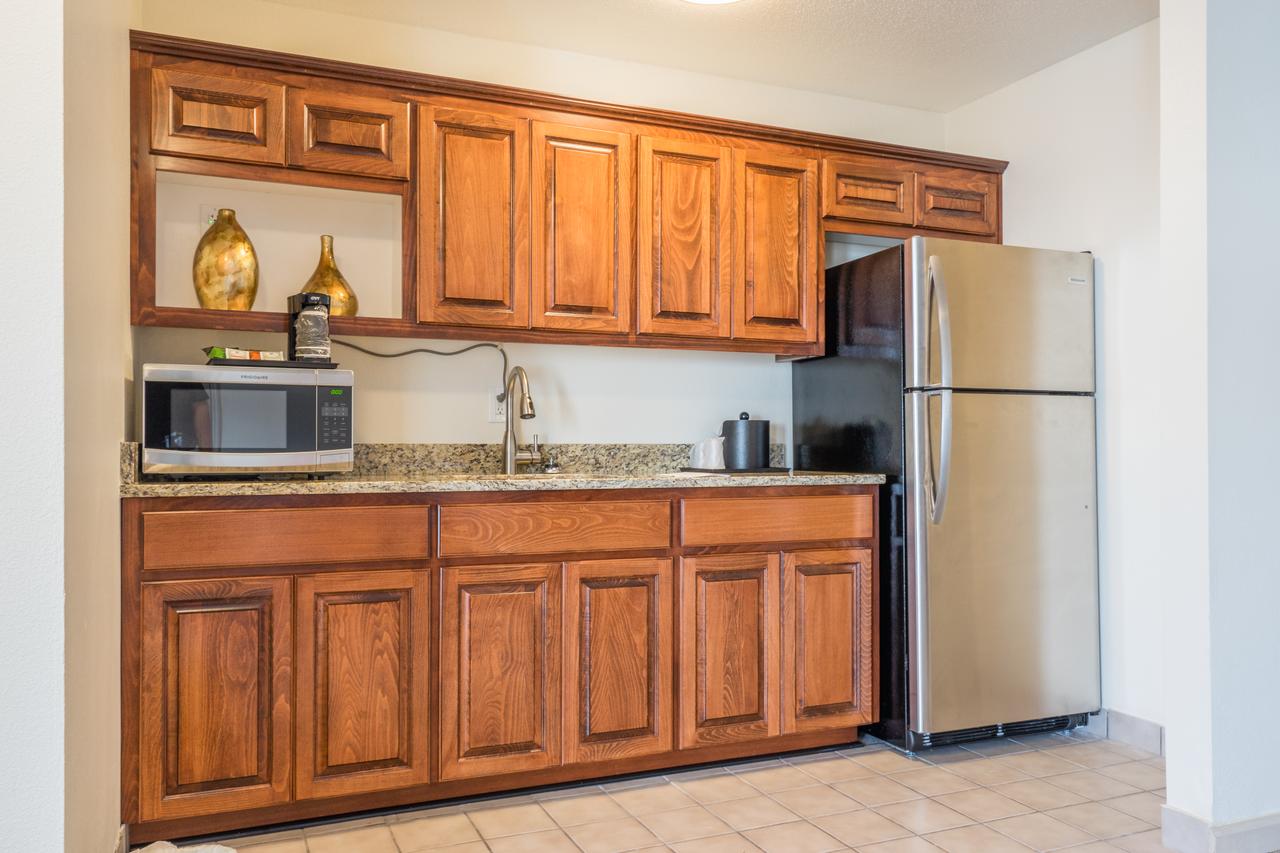 Cottonwood Suites Savannah Hotel & Conference Center - thumb 21