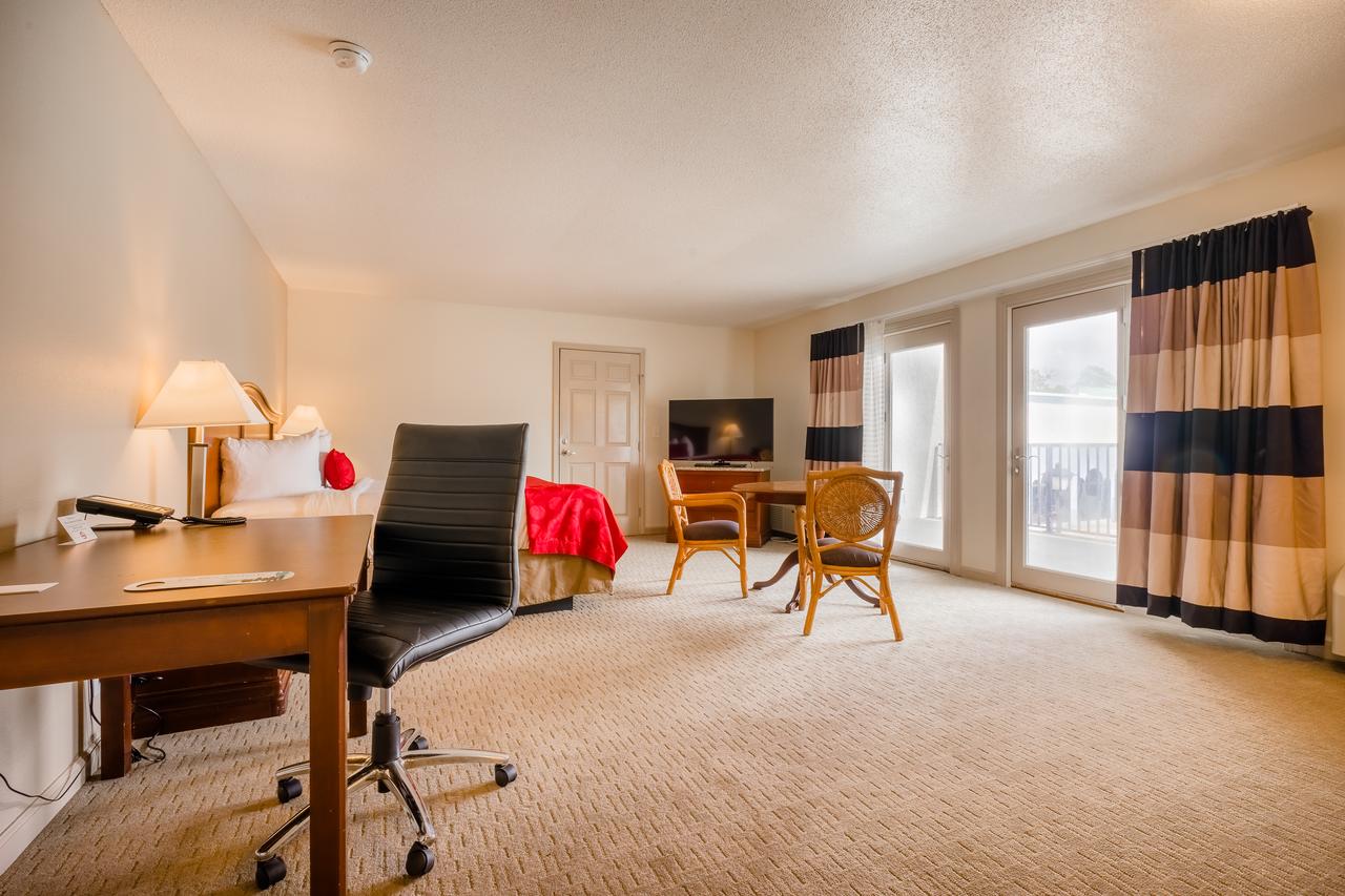 Cottonwood Suites Savannah Hotel & Conference Center - thumb 18