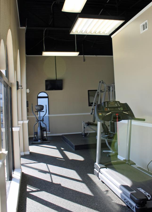 Cottonwood Suites Savannah Hotel & Conference Center - thumb 36