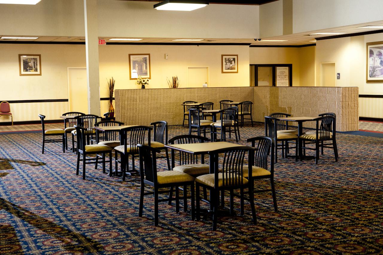 Cottonwood Suites Savannah Hotel & Conference Center - thumb 27