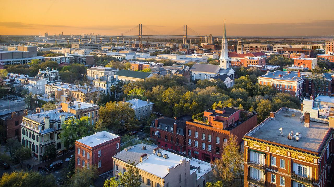 Iris Garden Inn - thumb 8