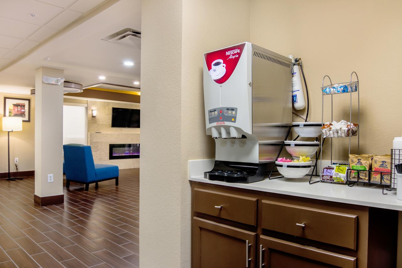 Comfort Inn - thumb 9