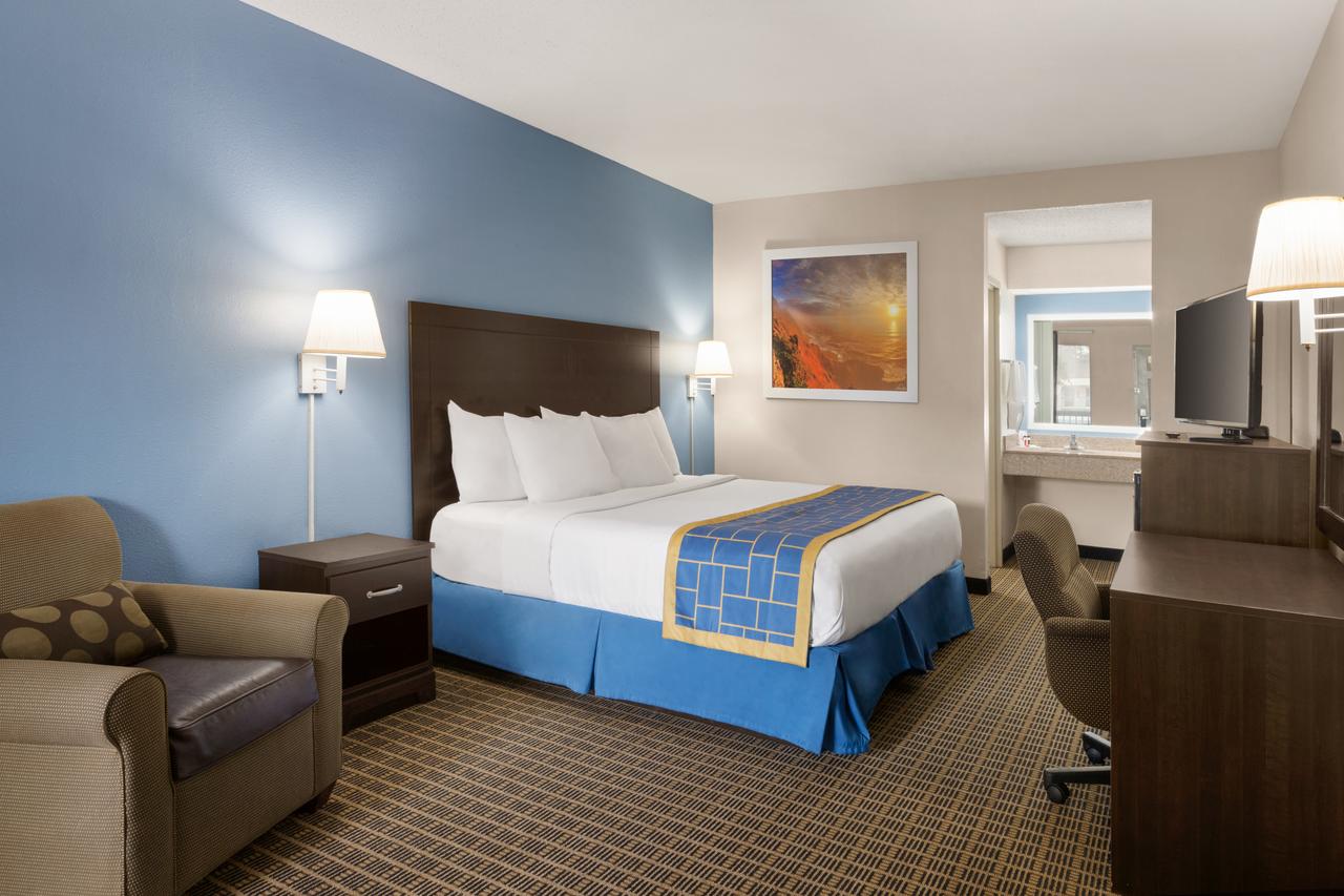 Days Inn & Suites By Wyndham Savannah Midtown - thumb 16