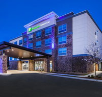 Holiday Inn Express  Suites Atlanta N - Woodstock - Hotels Find