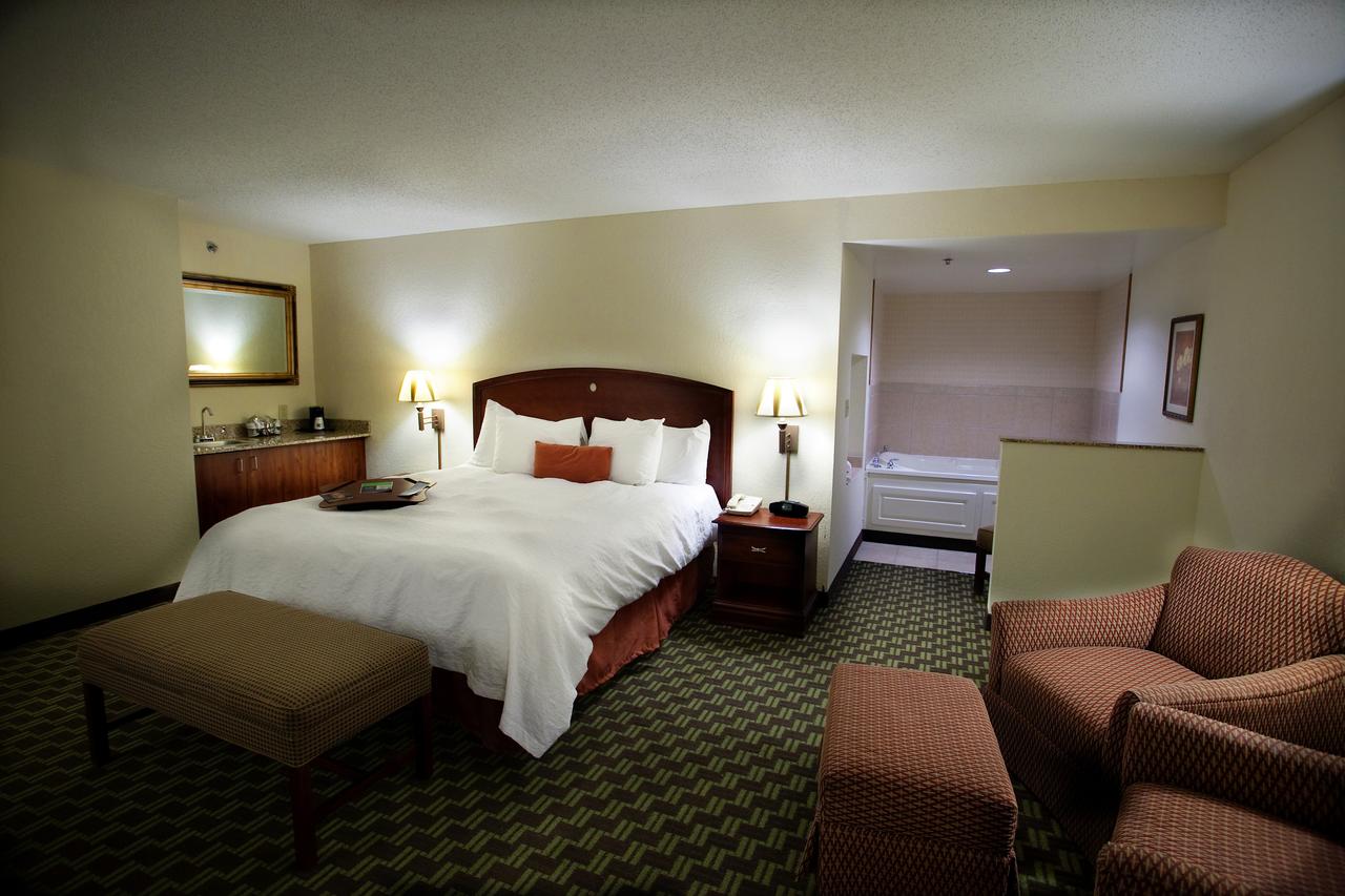 Hampton Inn Carrollton - thumb 9