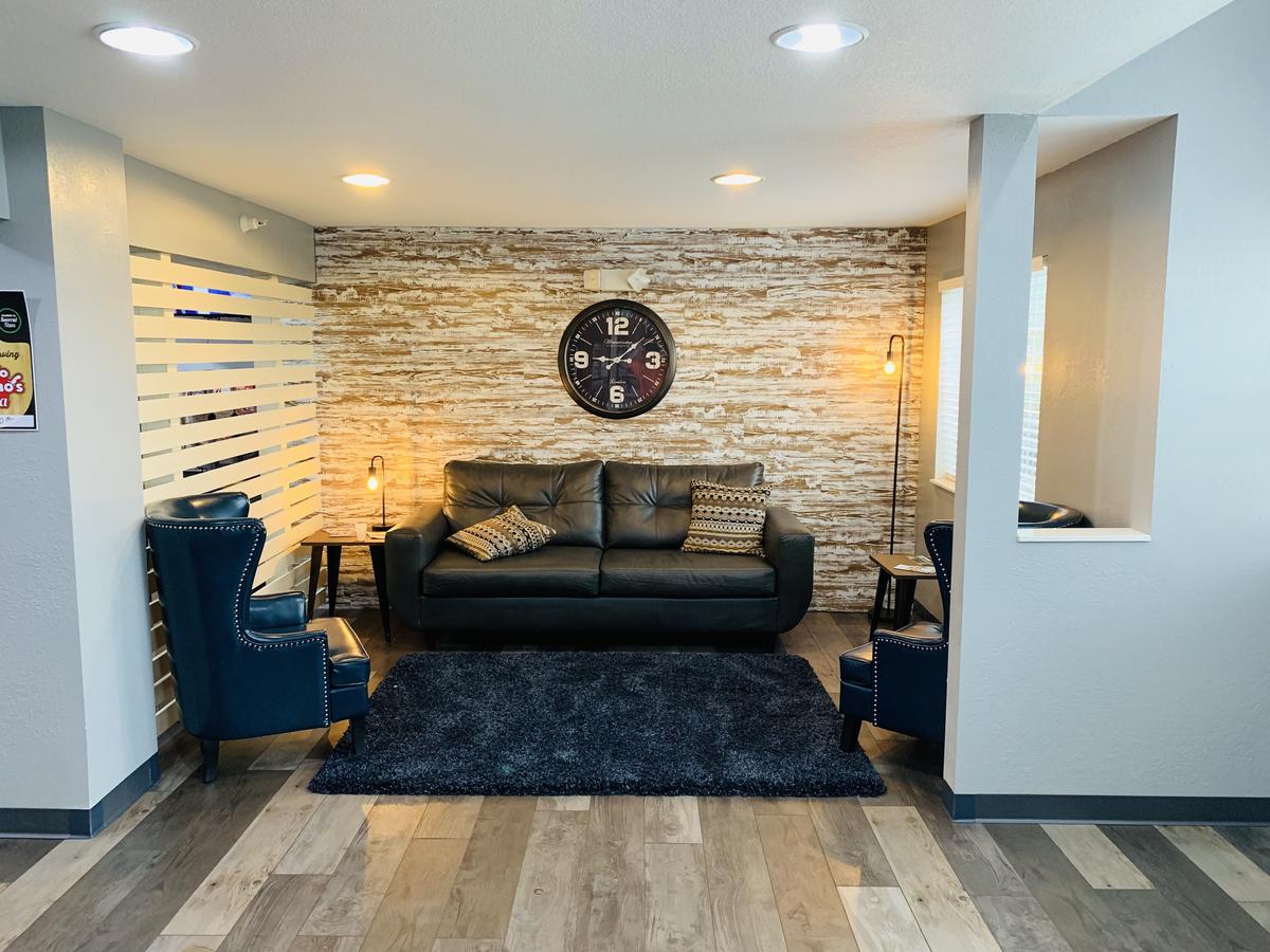 Ramada Limited And Suites Bloomington - thumb 3