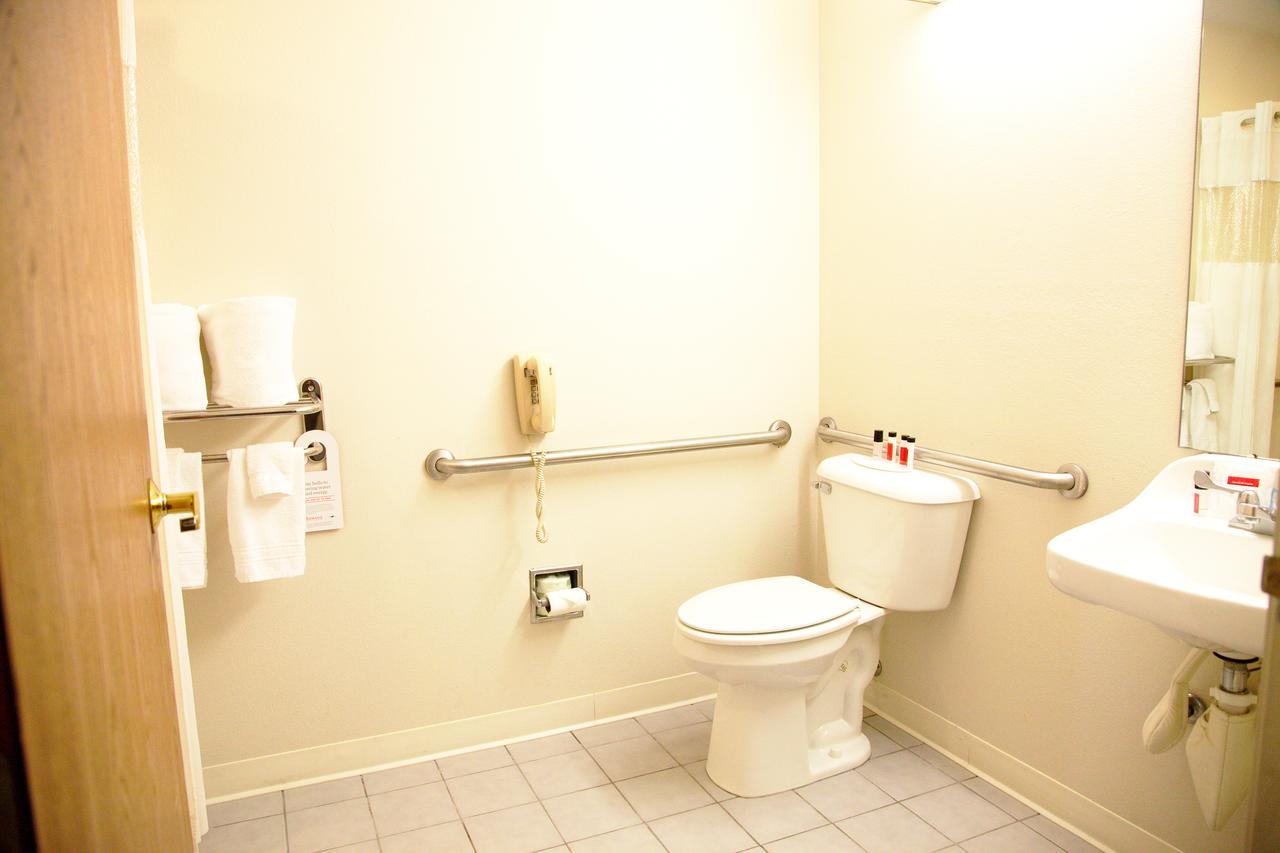 Ramada Limited And Suites Bloomington - thumb 15