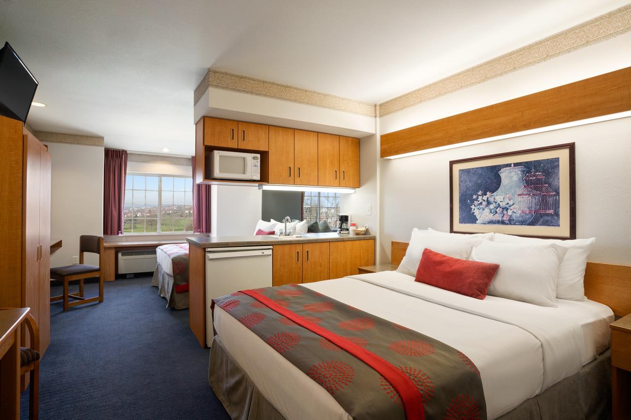 Ramada Limited And Suites Bloomington - thumb 20