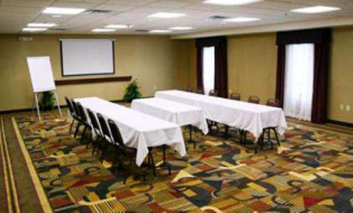 Hampton Inn & Suites Muncie - thumb 17