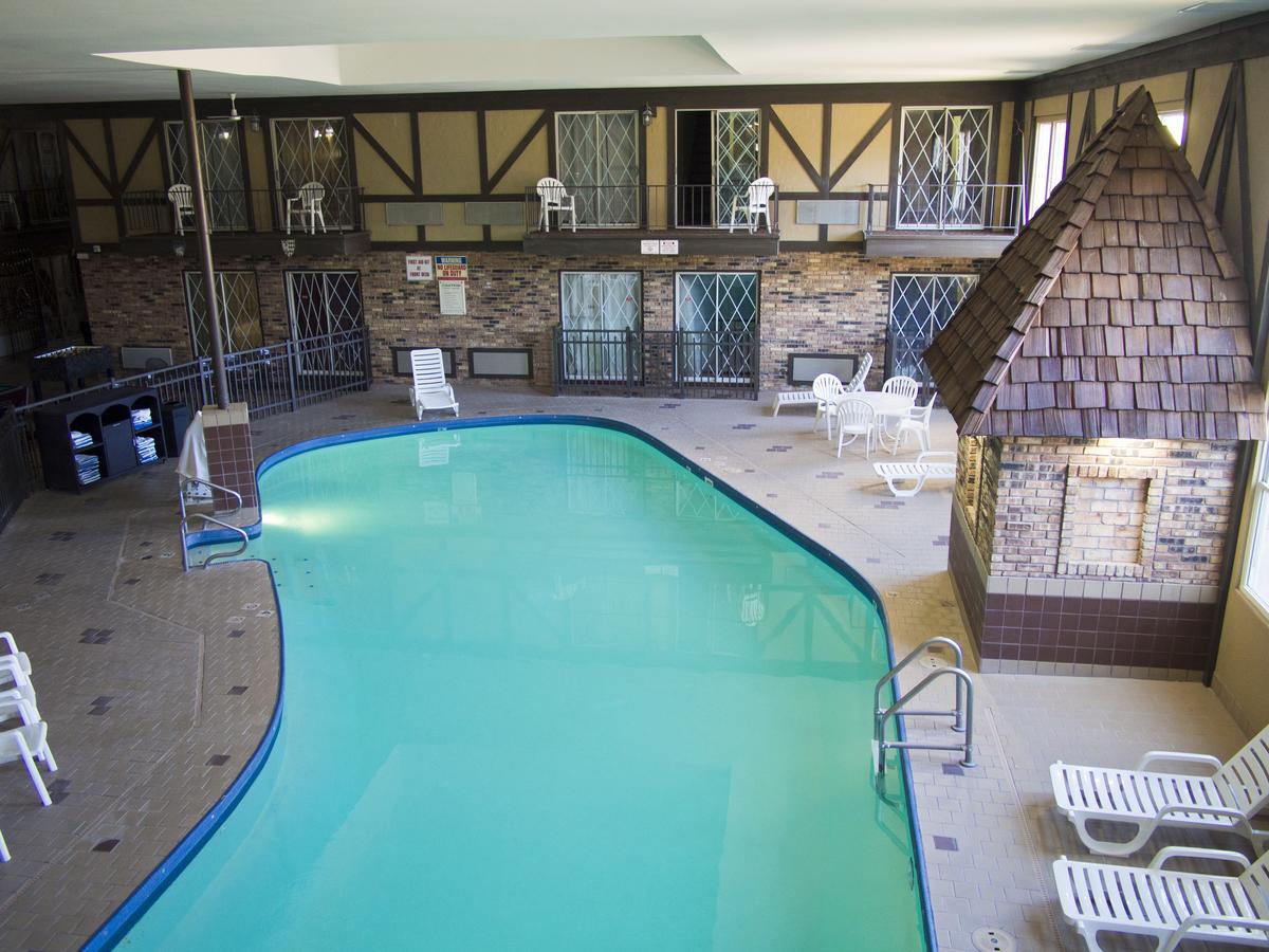 Days Inn & Suites By Wyndham Coralville / Iowa City - thumb 4