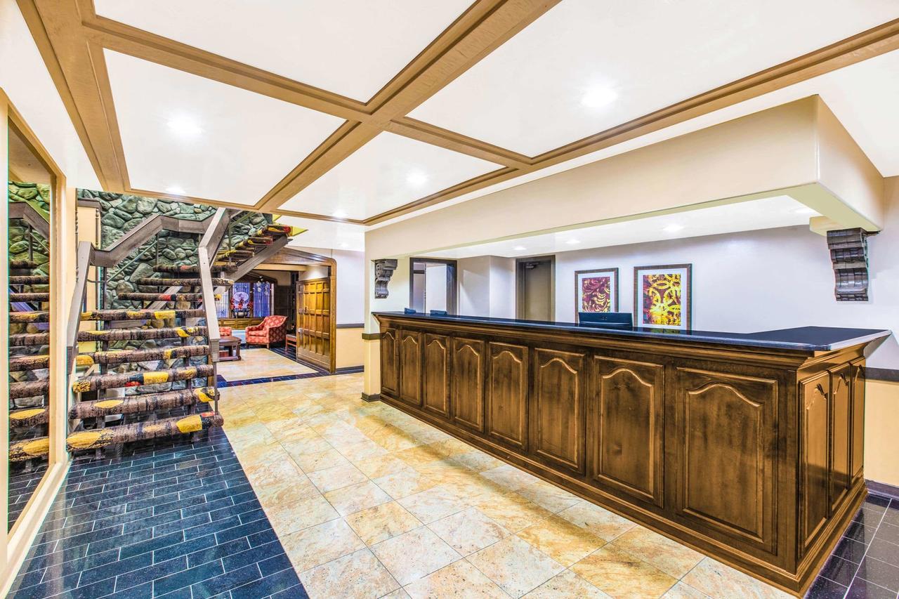 Days Inn & Suites By Wyndham Coralville / Iowa City - thumb 33