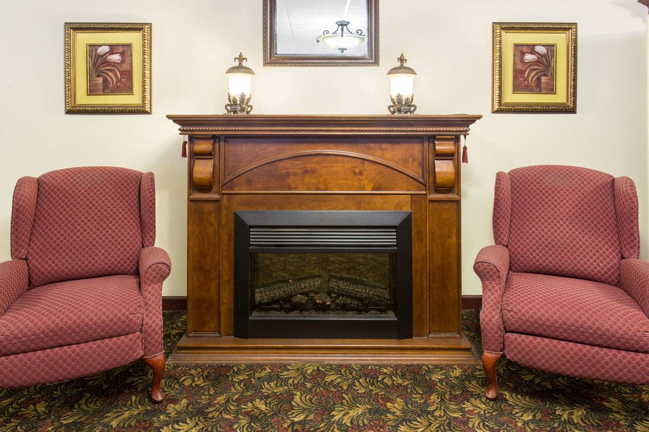 Days Inn By Wyndham Dubuque - thumb 16