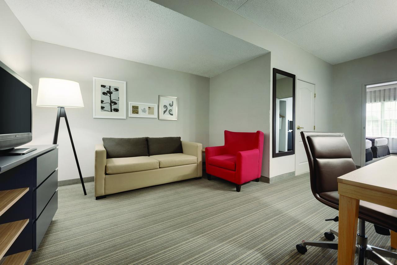 Country Inn & Suites By Radisson, Coralville, IA - thumb 9
