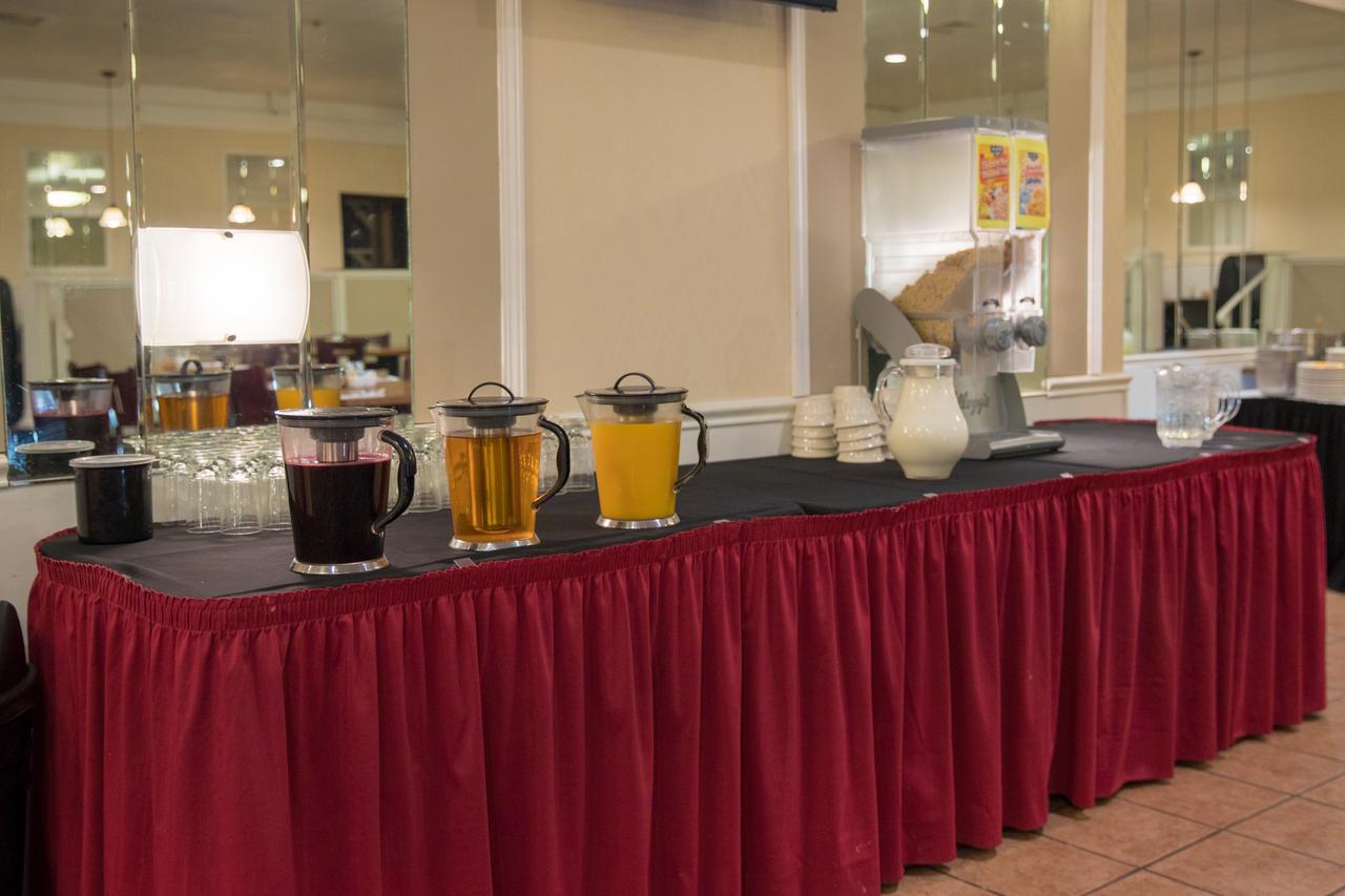 Ramada By Wyndham Cedar Rapids - thumb 13