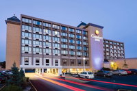 Booking Des-moines Hotels Find