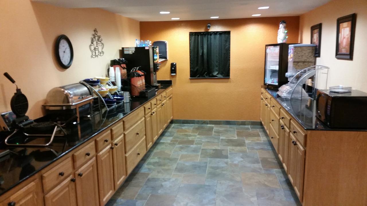Days Inn By Wyndham Fort Dodge - thumb 3