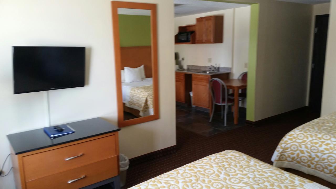 Days Inn By Wyndham Fort Dodge - thumb 26
