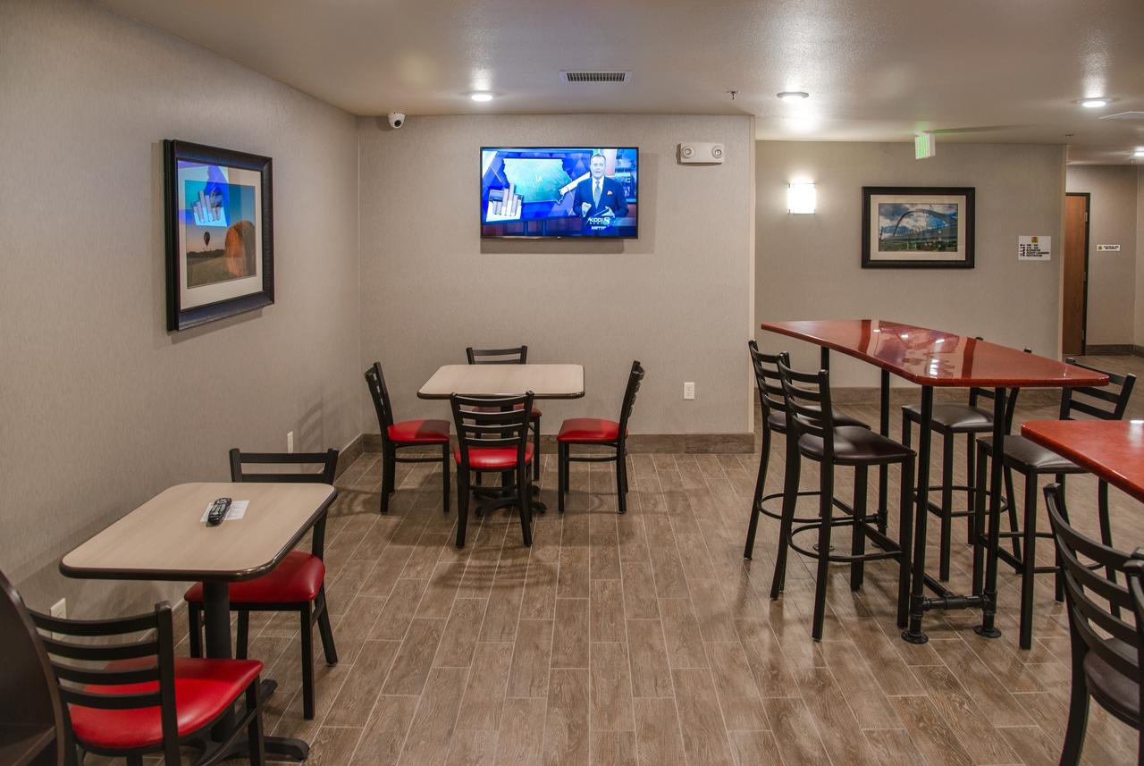 My Place Hotel-Davenport/Quad Cities, IA - thumb 10