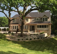 Historical Oscar Lofquist house in the heart of Des Moines - Hotels Find