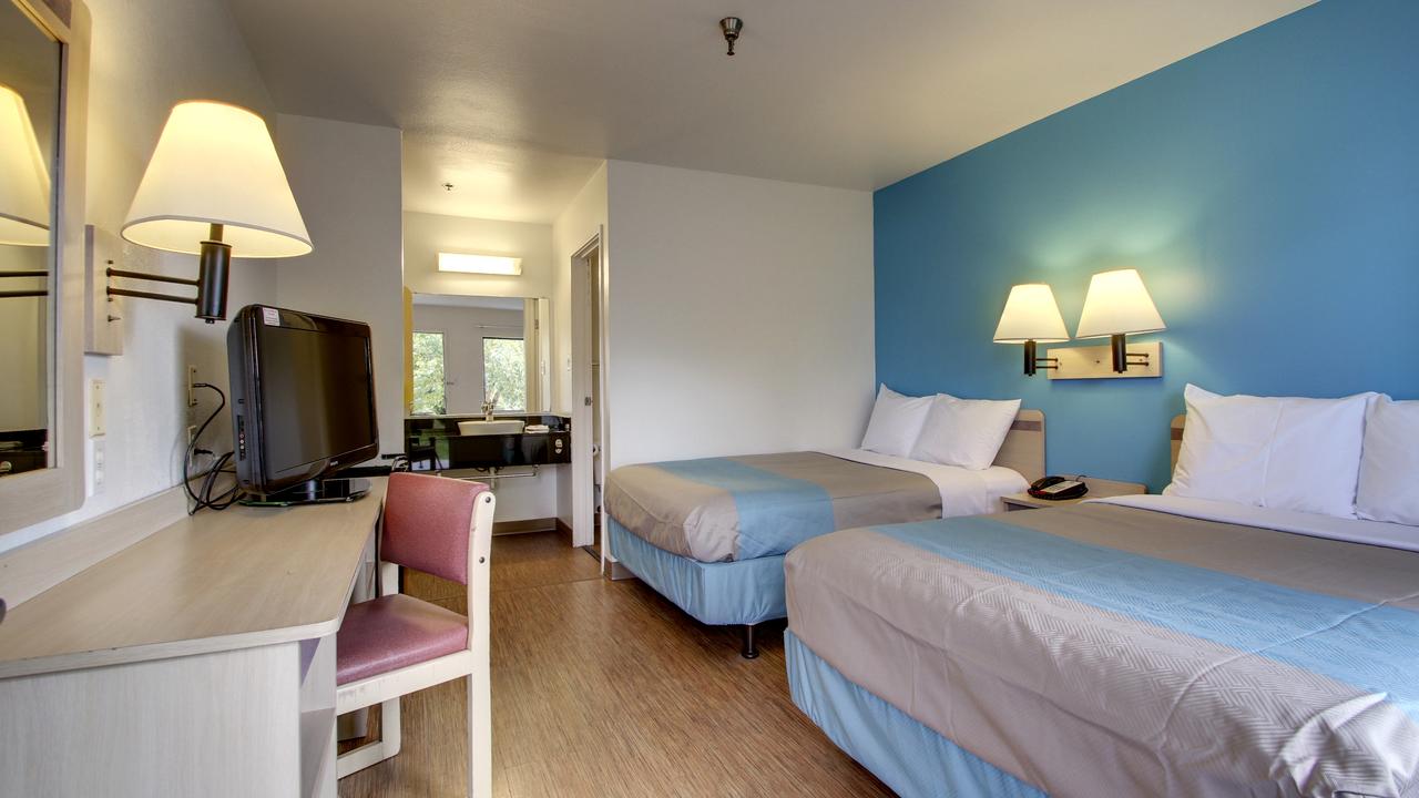 Motel 6 Des Moines North - thumb 41